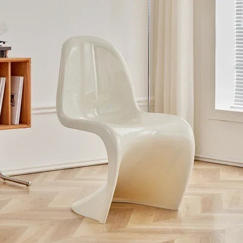 Designer Plastic Dining Chairs Space Saving Ergonomic Apartment Makeup Chair White Fashion Meubles De Salon Interior Furniture-1