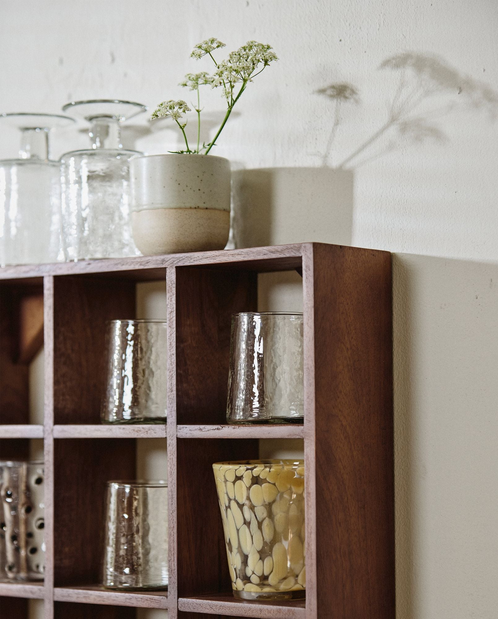 Ossa Tassenregal Mittel natur