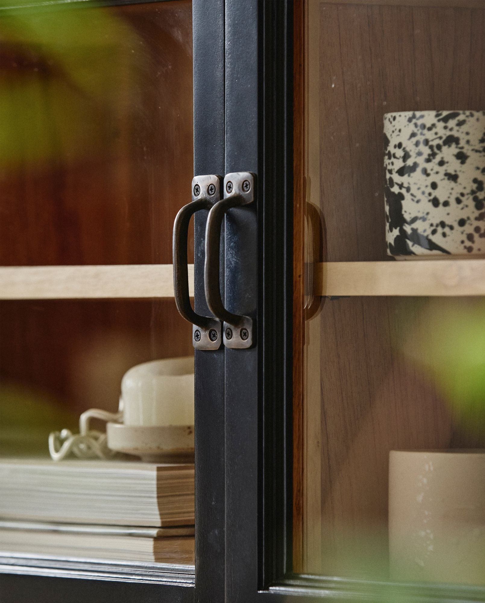 Viva Wandschrank mit 2 Türen schwarz