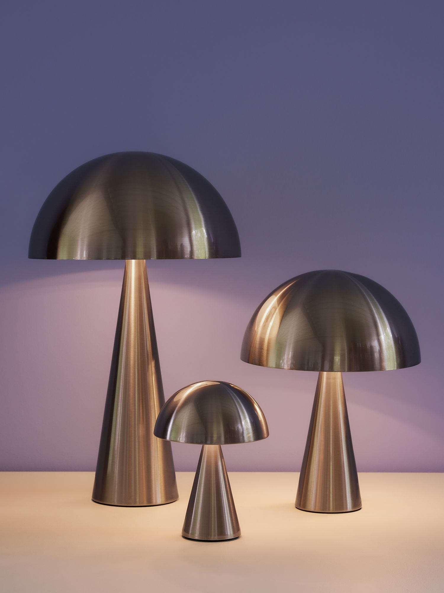 Mush Tischlampe Mini Nickel Minimalistisches Design Mit E14 Fassung