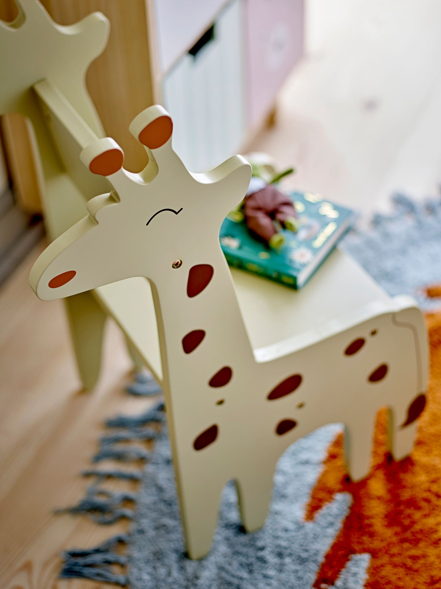 Ibber Stuhl, Grau, FSC® 100%, MDF