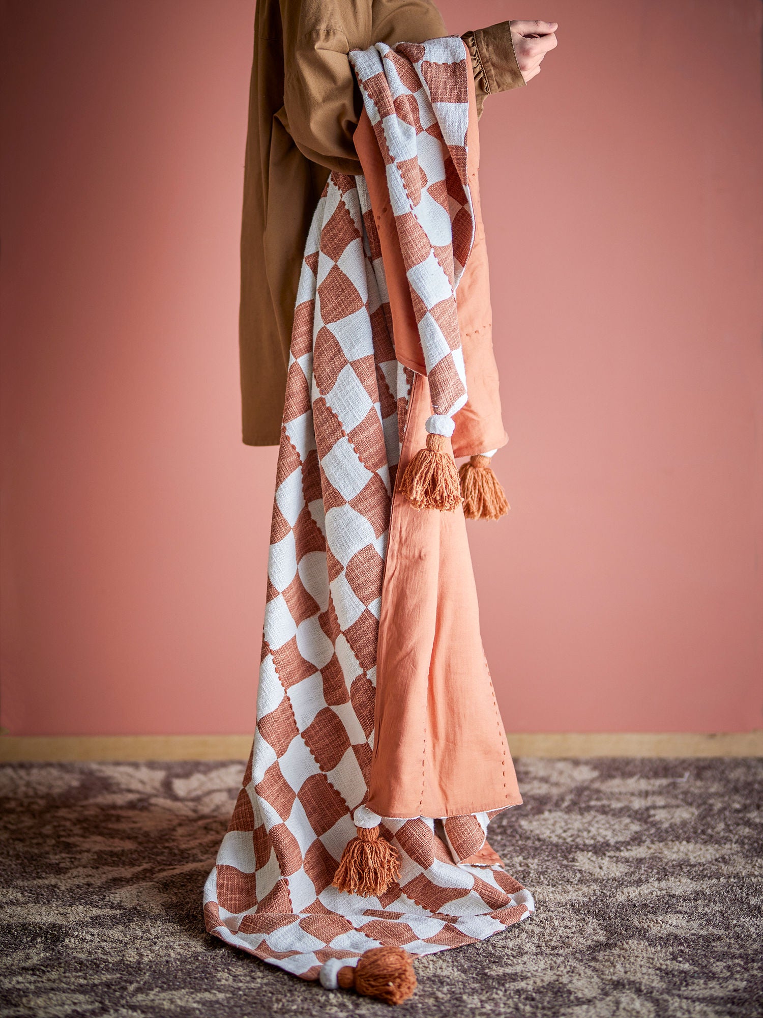 Chola Decke, recycelte Baumwolle, Braun-Weiß mit Quasten OEKO-TEX®