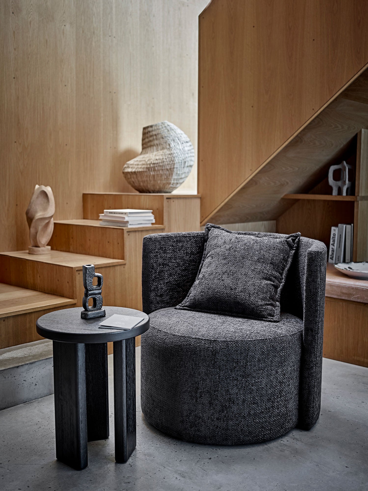 Mimola Beistelltisch Minimalstil Grafische Linien