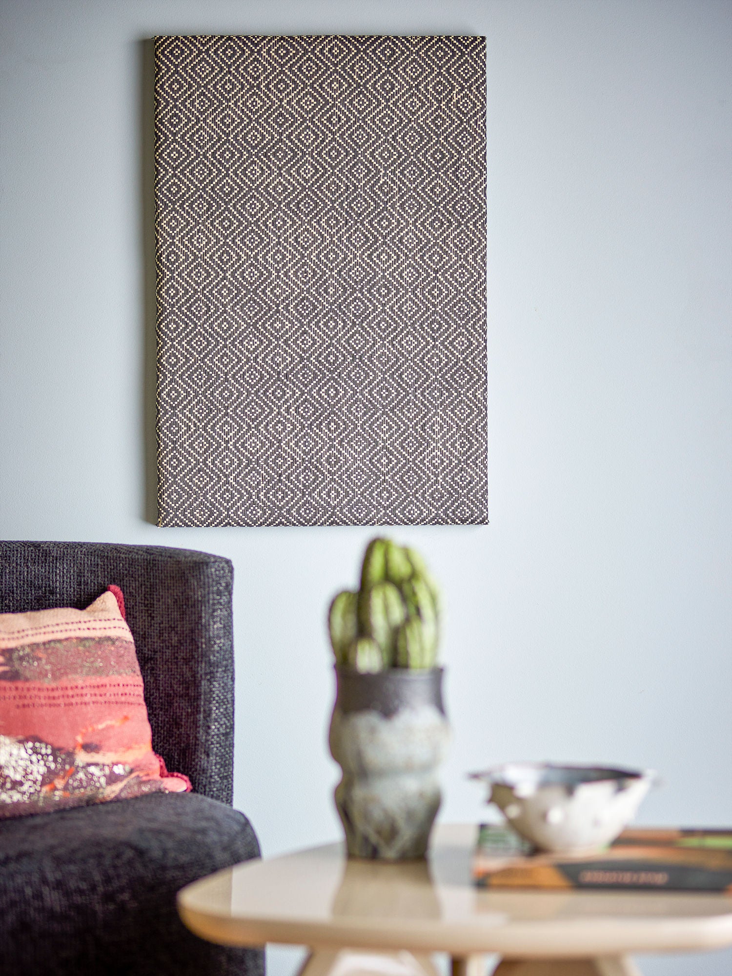 Rivalta Pinnwand, MDF, Schwarz mit Rautenmuster