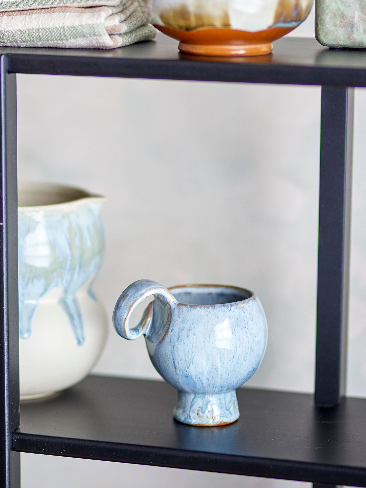 Avonlea Tasse, Blau, Steinzeug mit Reaktiver Glasur