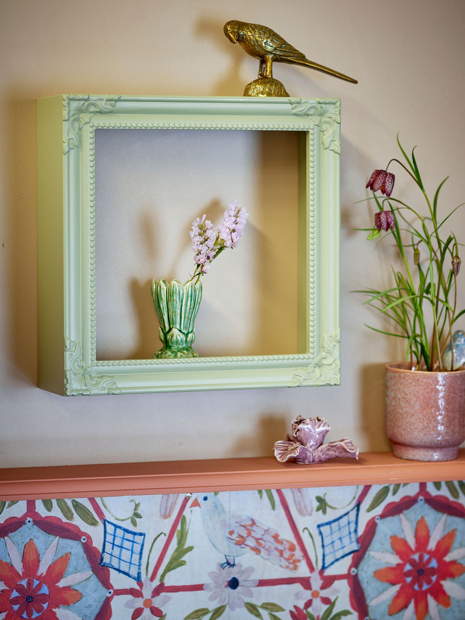 Larna Wandregal MDF Grün Offener Rahmen für Dekorationen und Kleinigkeiten