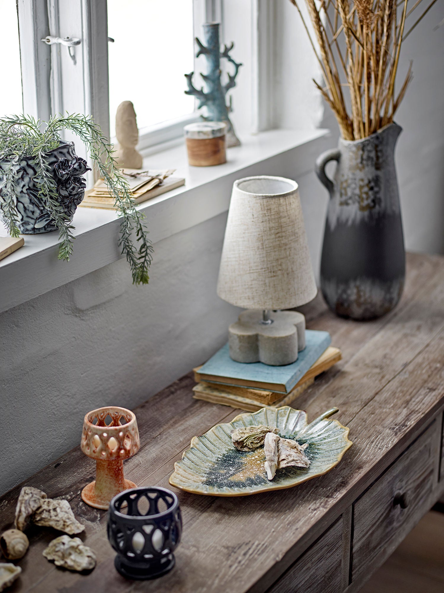 Servierplatte Dorreen in Blattform mit Glasur