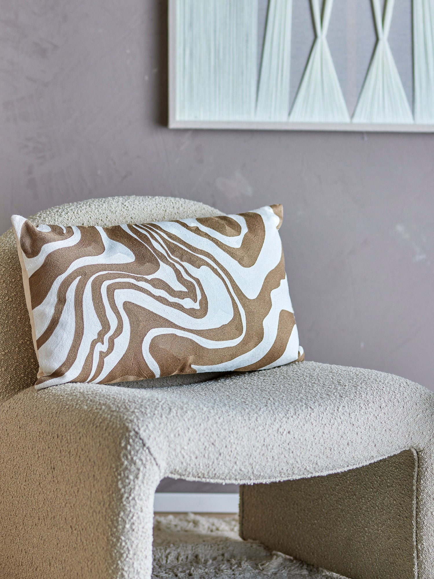 Aba Kissen mit organischem Muster