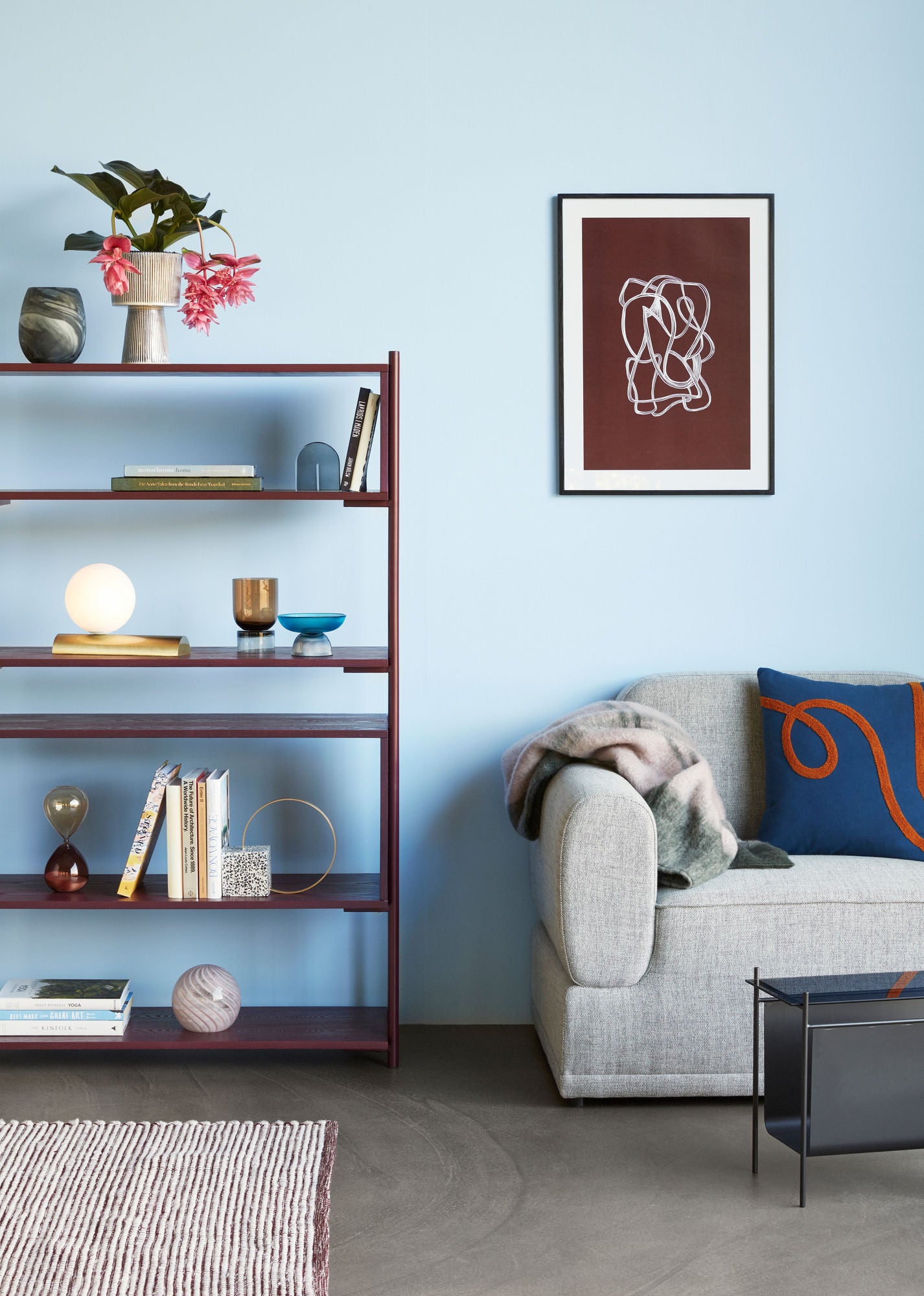 Balance Tischlampe Messingfarben