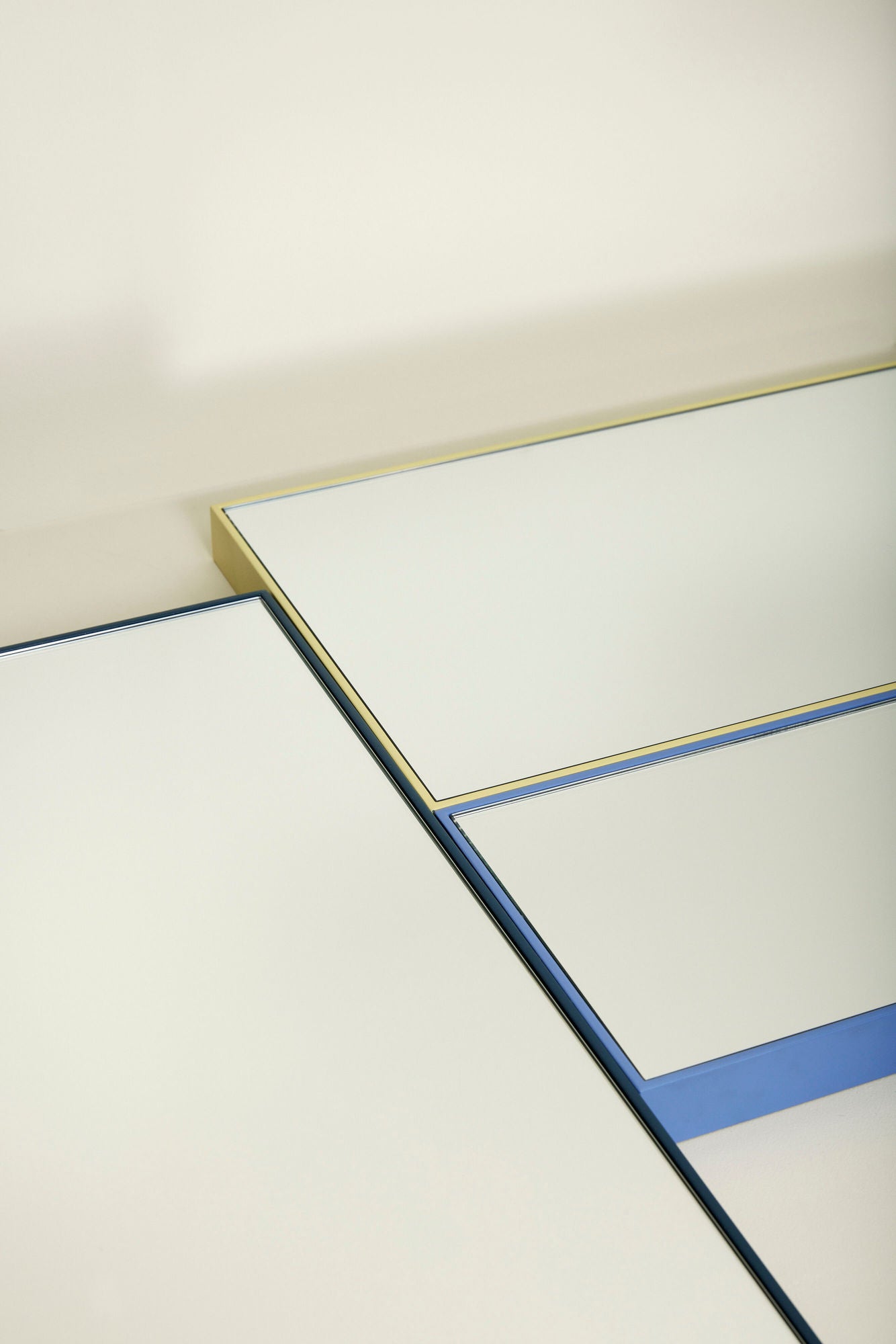 Shine Spiegel Small Blau