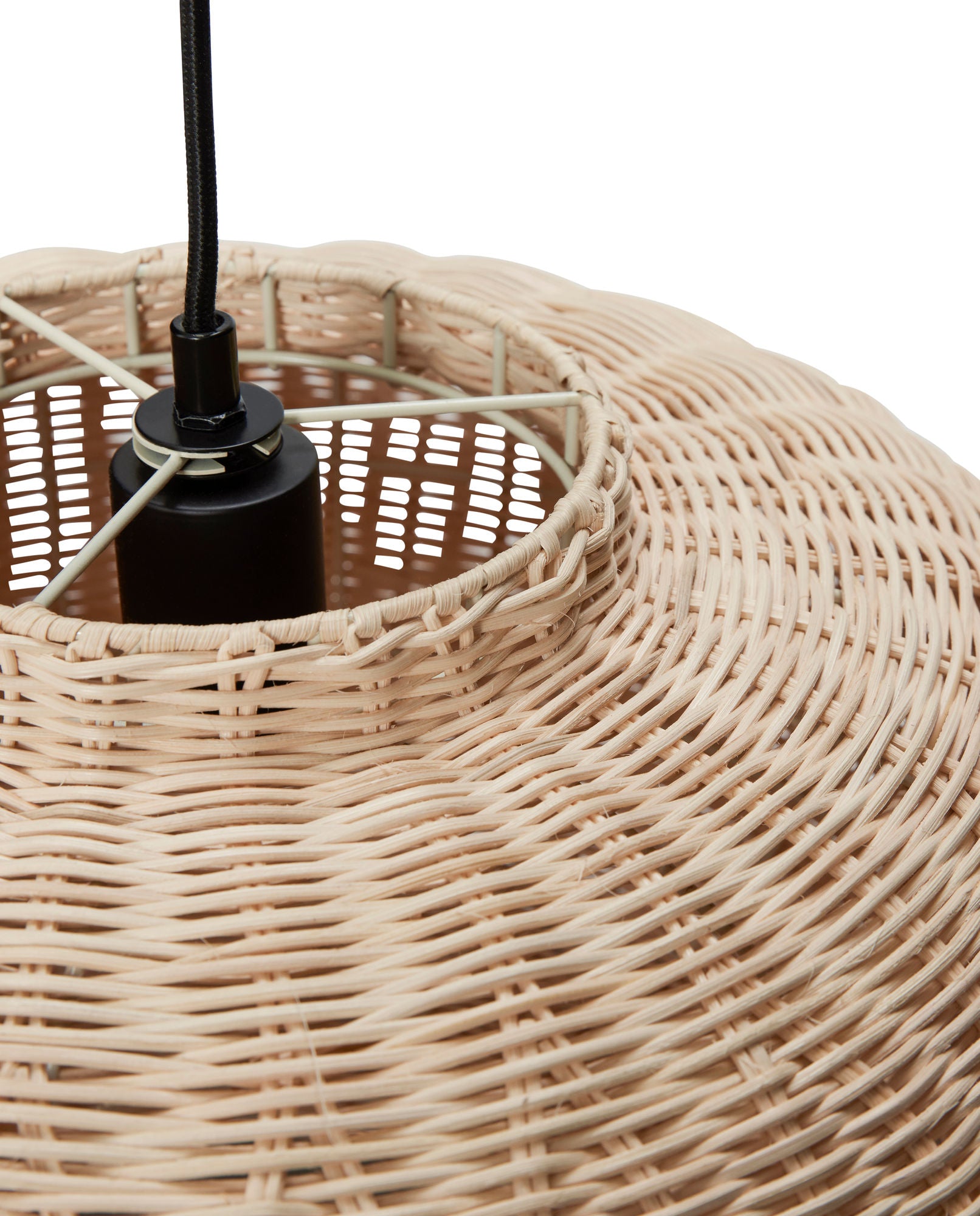 Chand Rattan Pendelleuchte Naturfarben Aus Korbgeflecht mit E27 Fassung und Nachhaltigem Stil