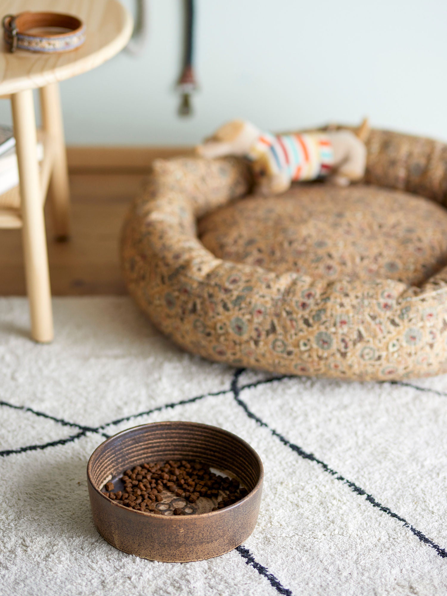 Buddy Haustierschale Aus Steinzeug Braun mit Reaktiver Glasur Handgefertigt Passt In Jede Einrichtung