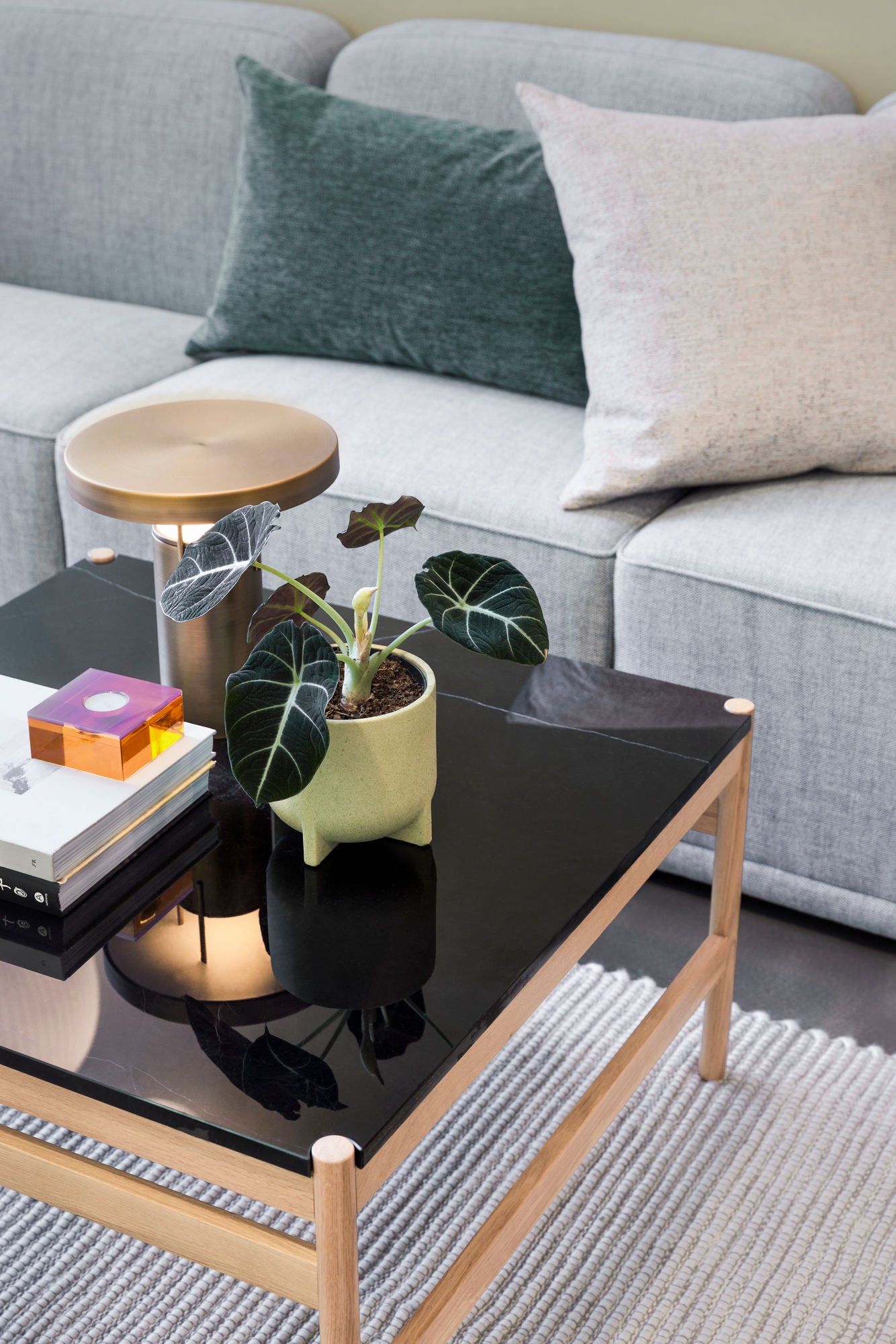 Raw Couchtisch Schwarz/Naturfarben