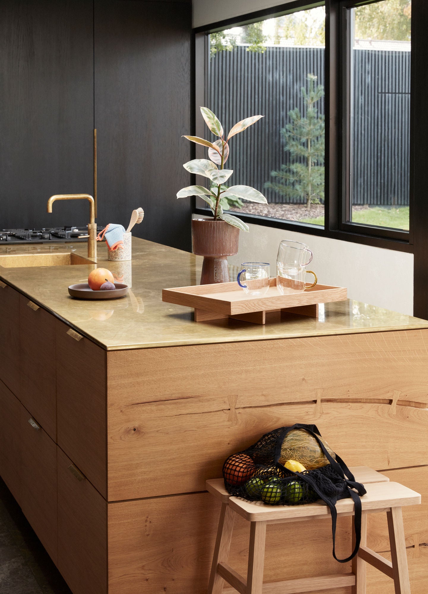 Ground Hocker Naturfarben