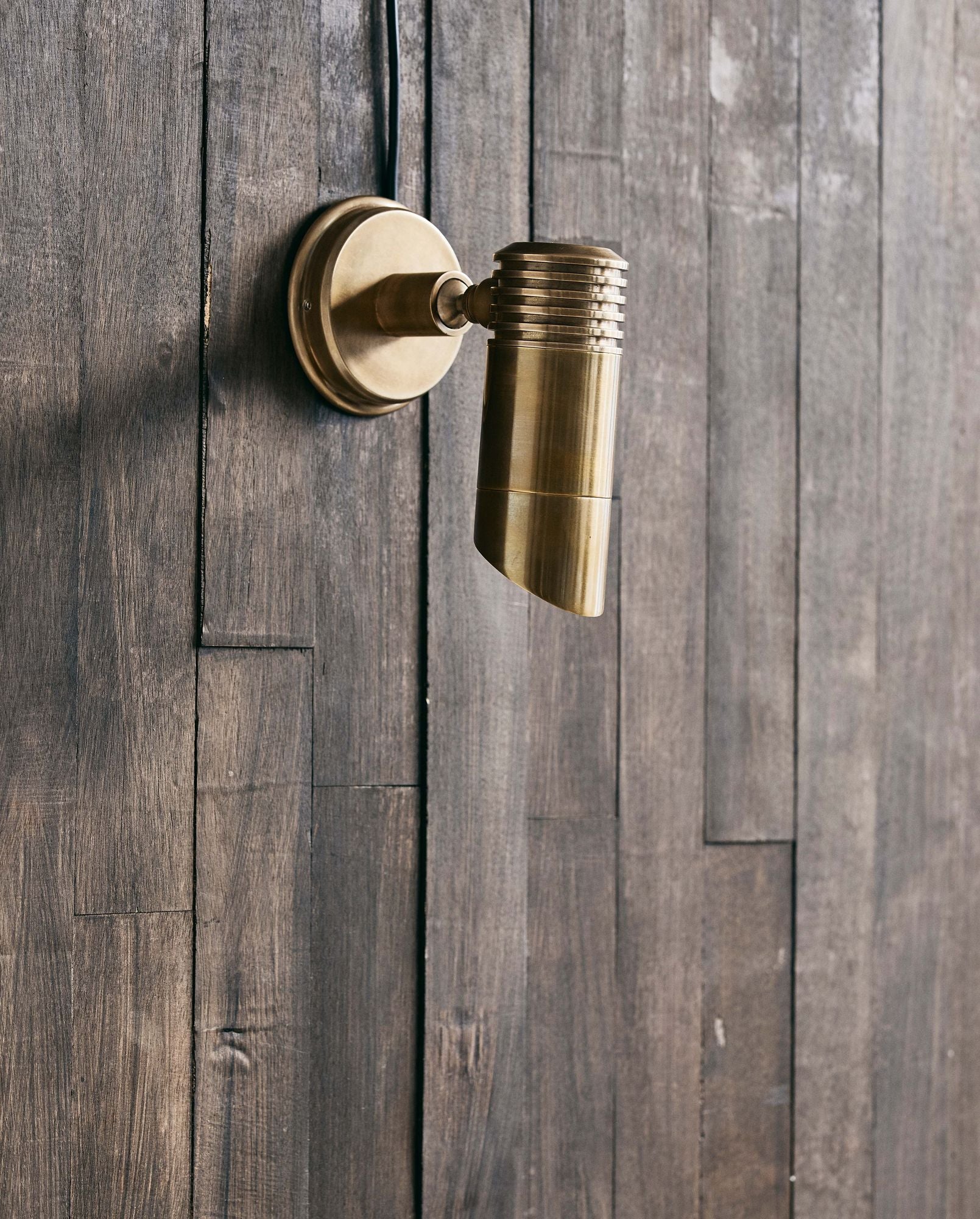 Außenwandlampe Messing Verstellbarer Spot Innen Außen Geeignet Stilvoll