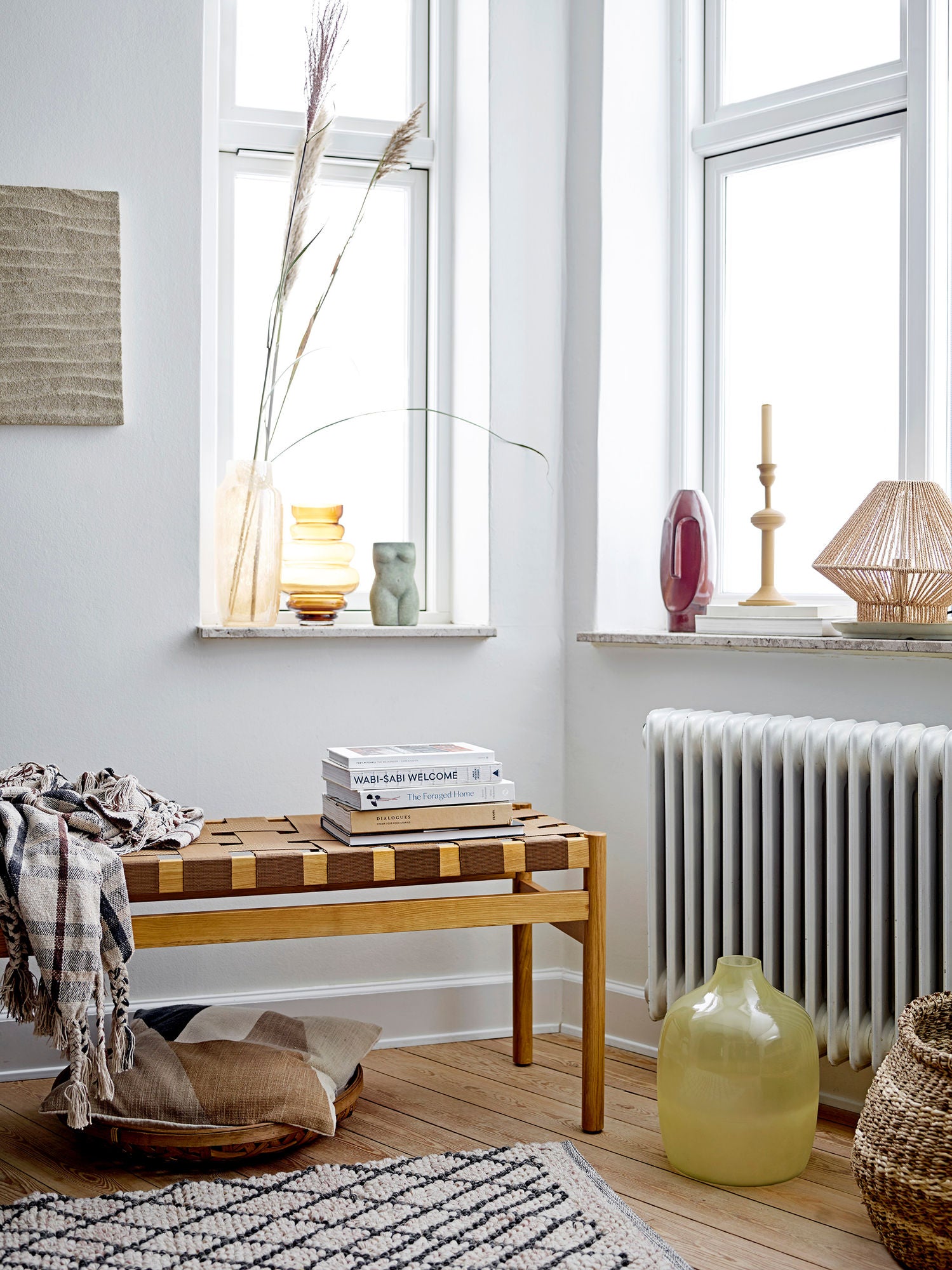 Daviid Braune Steingutvase 26 cm Hoch mit Breiter Öffnung für Frischblumen und Dekoration Ideales Geschenk