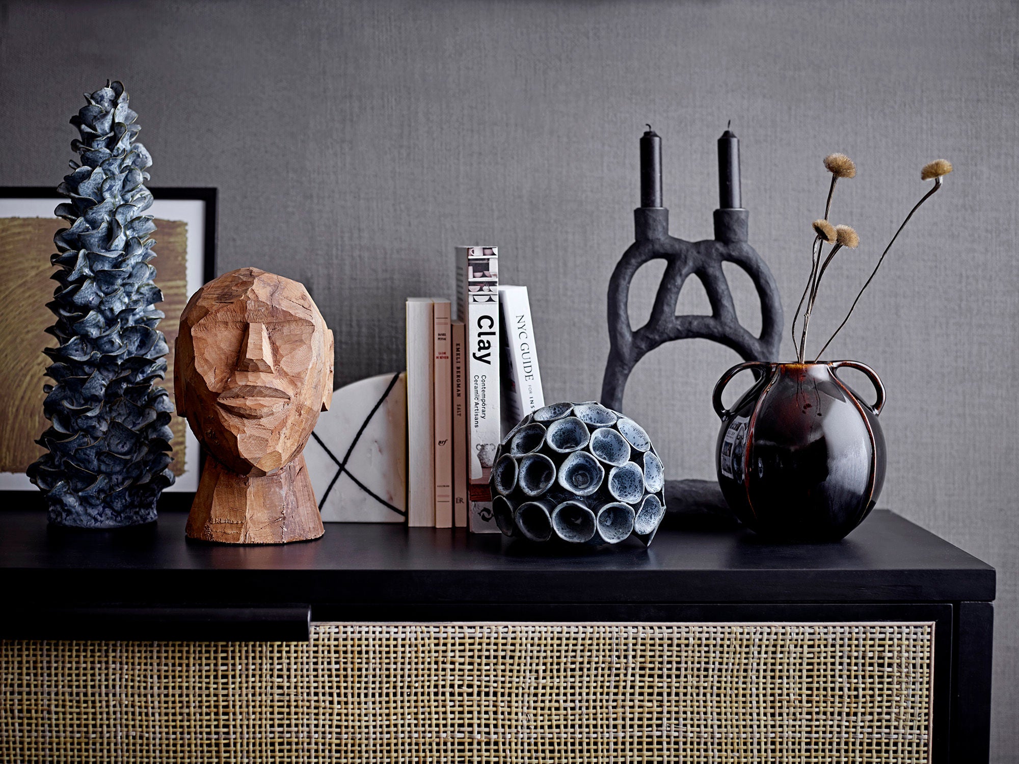 Ramina Kerzenhalter Schwarz Polyresin Elegante Skulptur Stimmungslicht