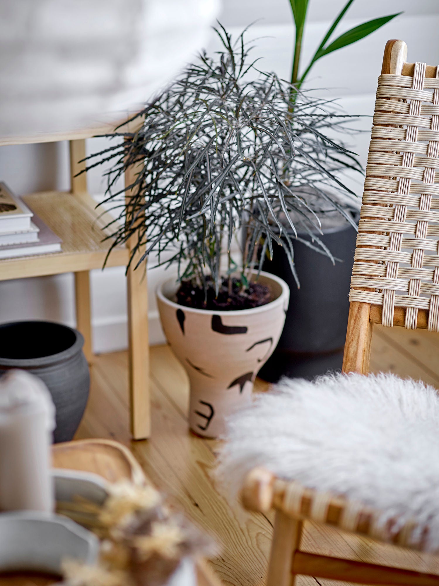 Nans Deko Terrakotta Vase Natur Becherform mit Handbemalten Motiven