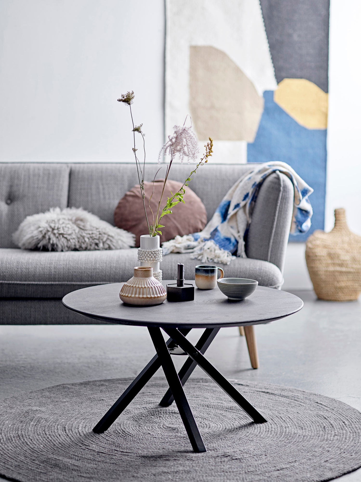 Barrit Weiße Steingutvase Höhe 21 cm Durchmesser 9 cm mit Minimalistischem Design für Blumenarrangements