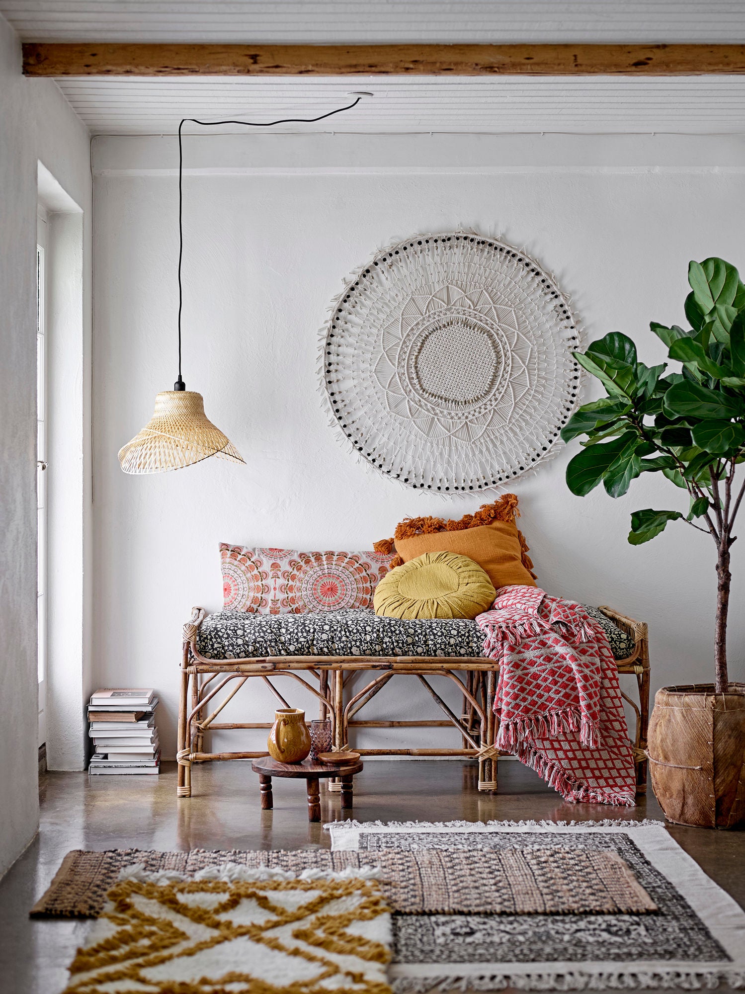 Pammi Sitzbank Natur Holzrahmen Rohrstock Elemente Beruhigende Eleganz