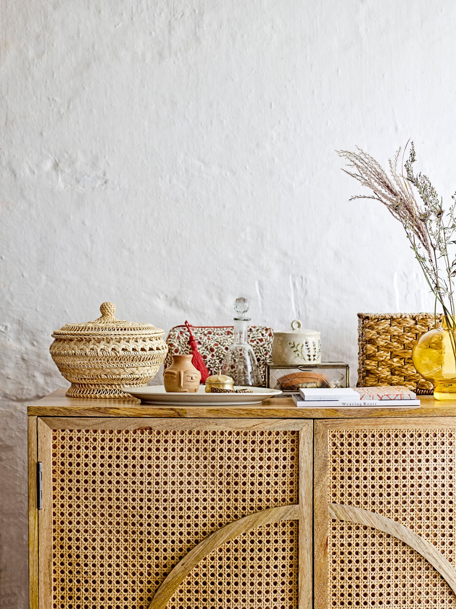 Bea Servierplatte Natur Steingut Glasierte Krakelenglanz Blumenmotiv Ideal Schmuck