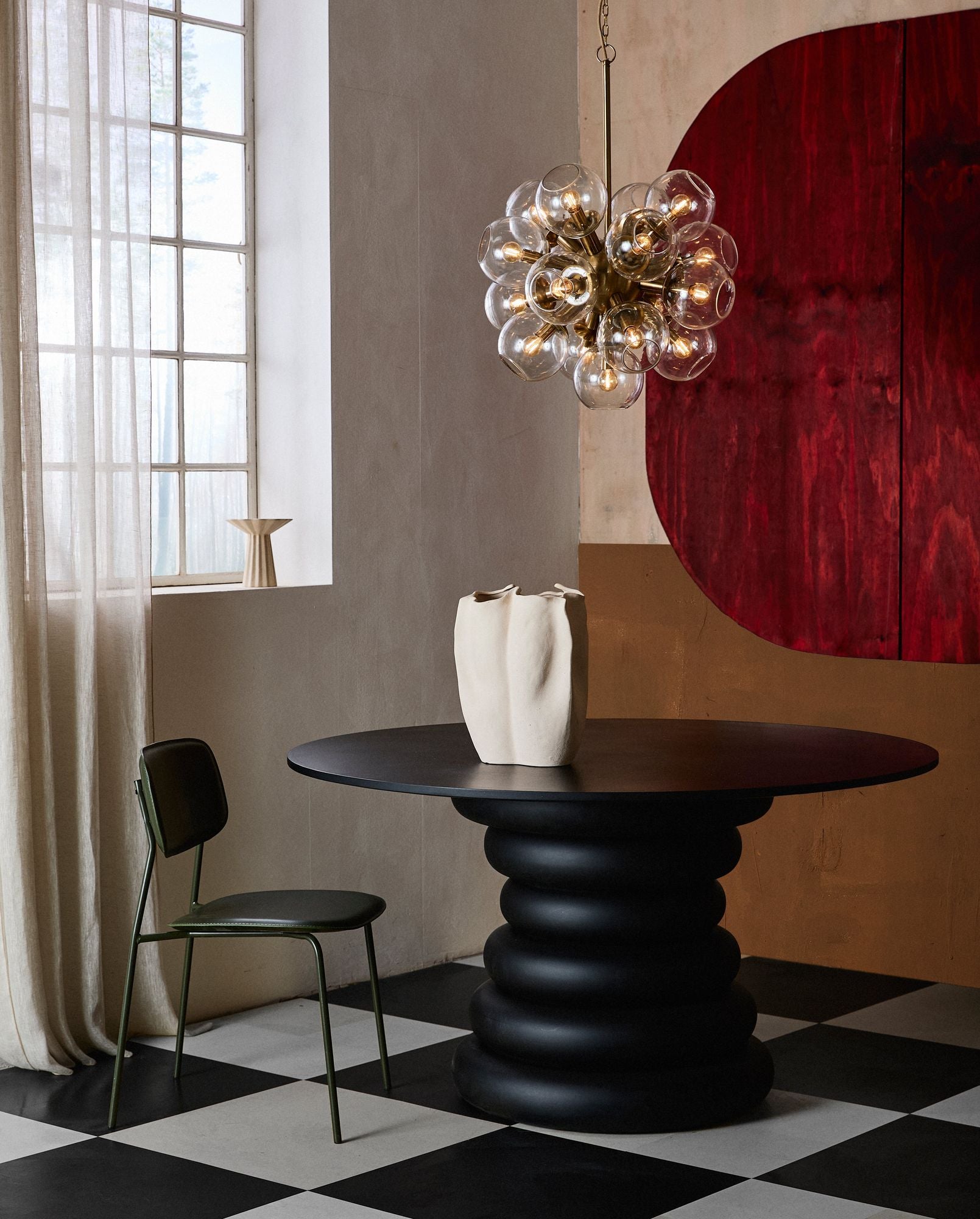 Hängelampe Pendelleuchte mit 17 Glasenschirmen und Goldener Finish Inklusive Extra Glasenschirm