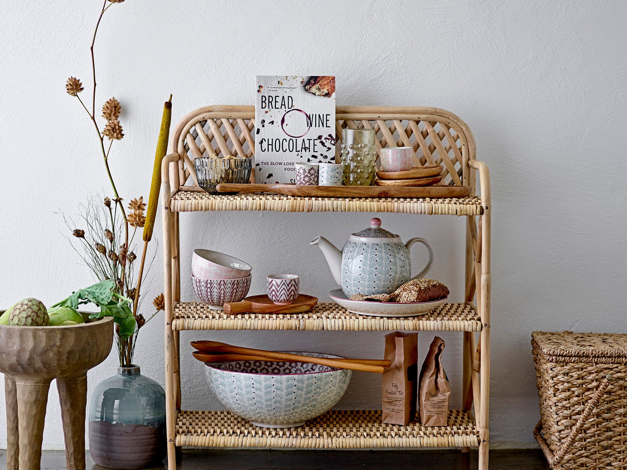 Maya Schale Grünes Steingut mit Samtiger Glasur für Stilvolle Tische