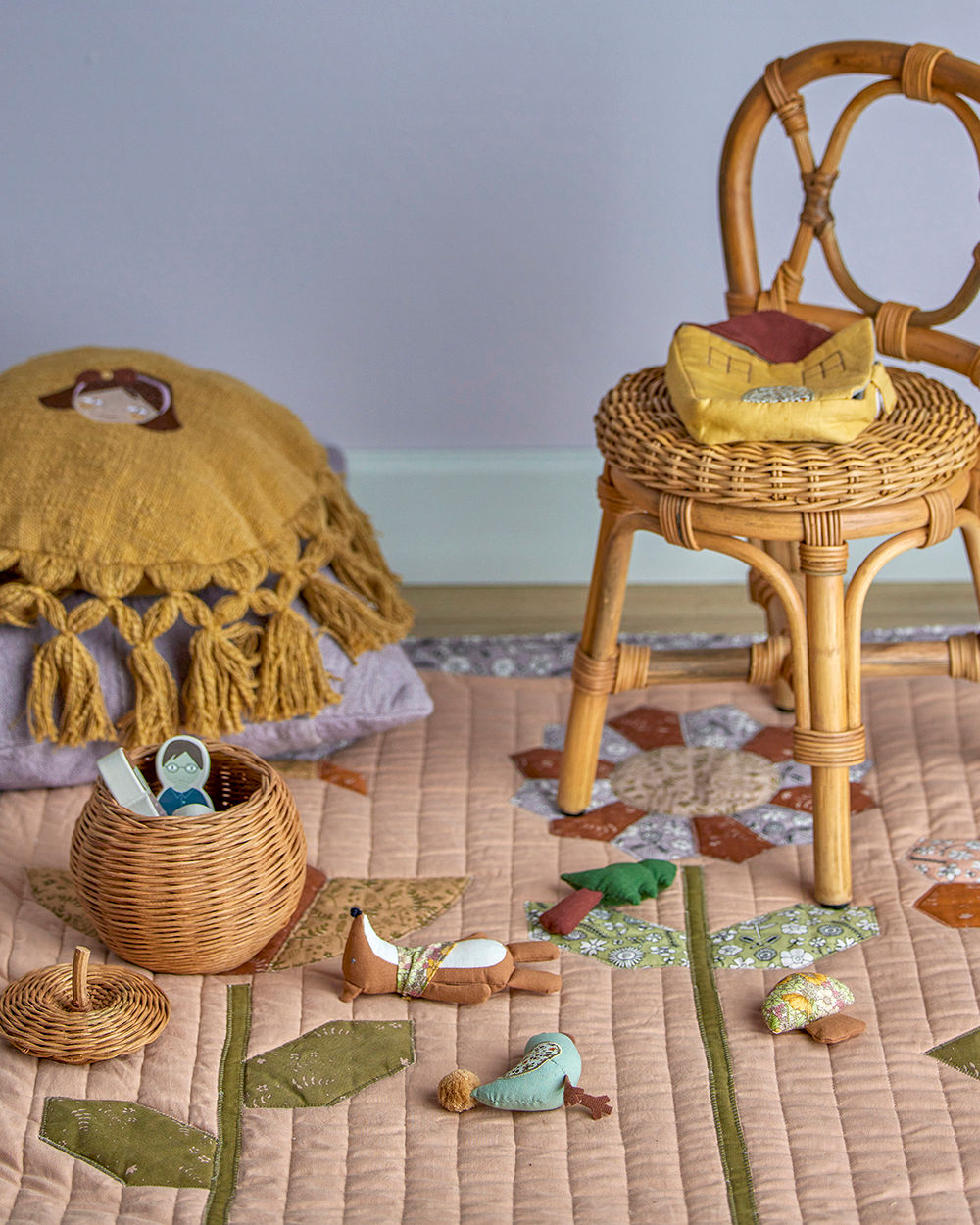 Elinna Kissen rund gelb mit Quasten aus Baumwolle