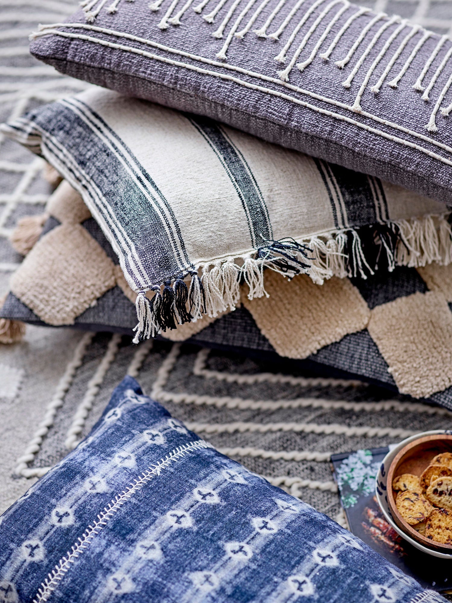 Kissen Grau Baumwolle Rechteckig mit Heller Zierkordel Dekor für Wohnzimmer und Schlafzimmer