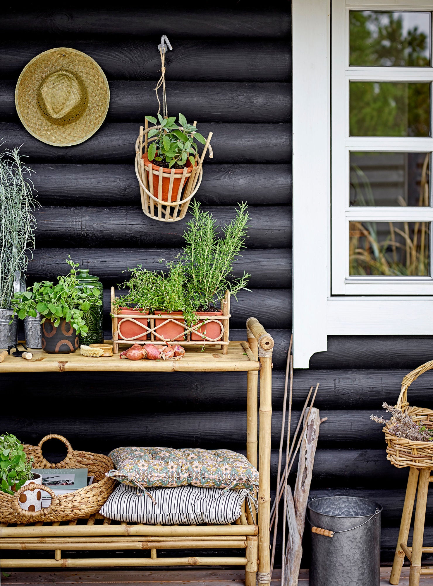 Dusan Galvanisierter Zink Eimer für Garten mit Birkenholzgriff Rostschutz und Haltbarkeit