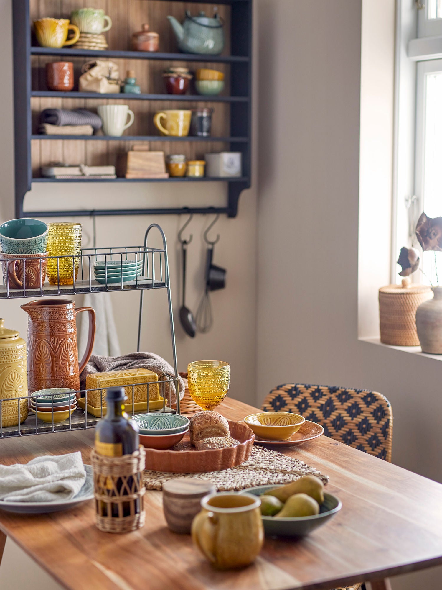 Rani Steingutkrug Wärme und Organische Form für Gemütlichen Tisch