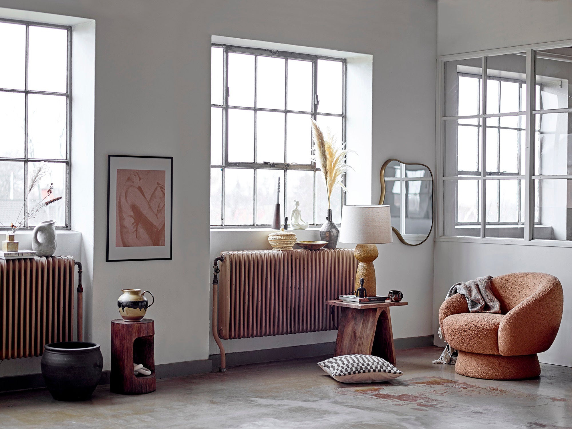 Solange Natur Steingut Krug mit Handglasur und Unikat Charakter