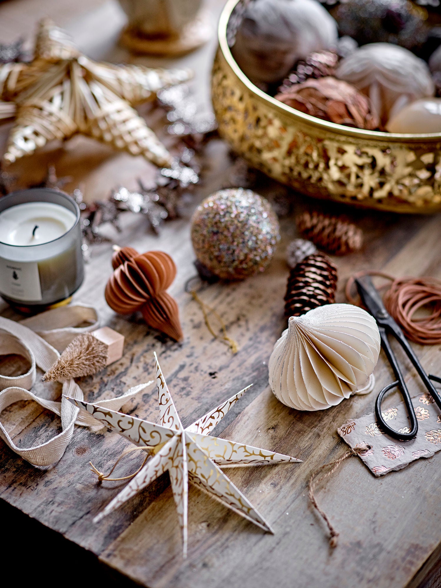 Aisha Deko-Schale, Gold, Metall