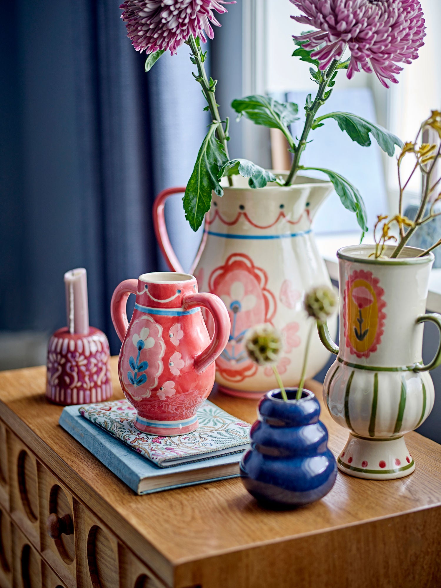 Odina Krug – Blumendekor mit modernem Farbakzent