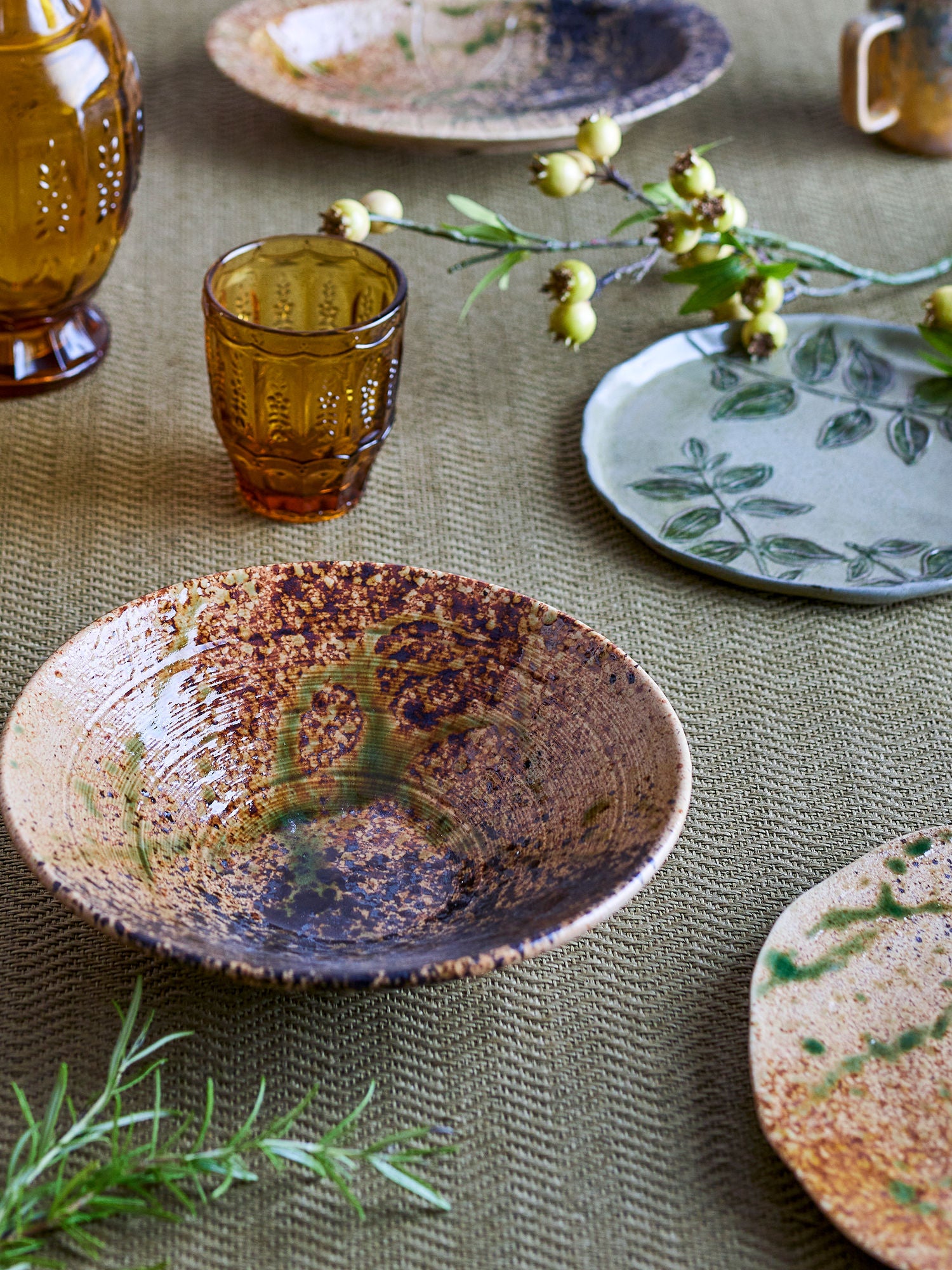 Larken Servierplatte, Schwarz, Steingut