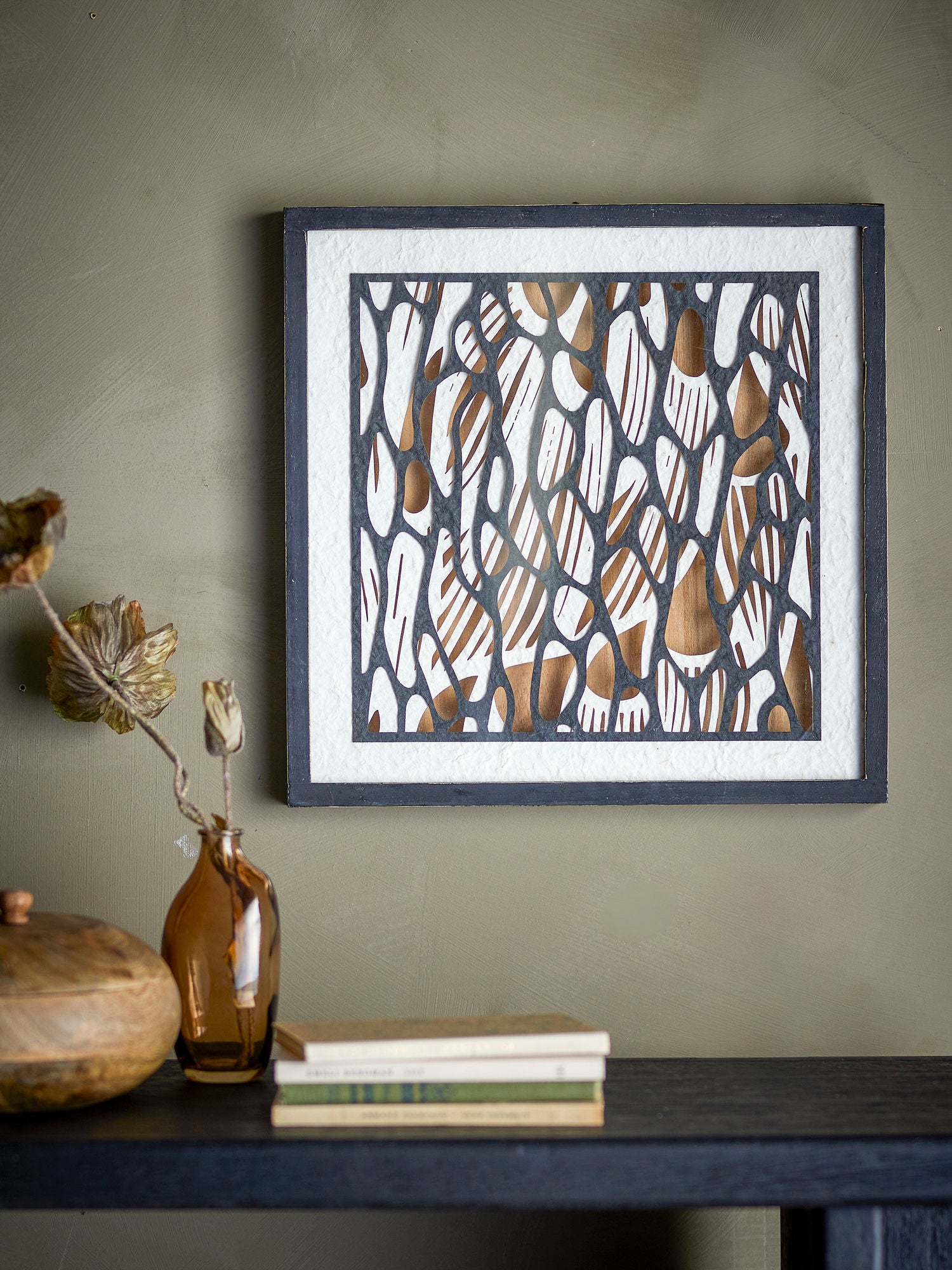 Barlin Berliner Scherenschnitt Illustration Im Rahmen Aus Kieferholz mit Glas Erdige Farben und Schutz