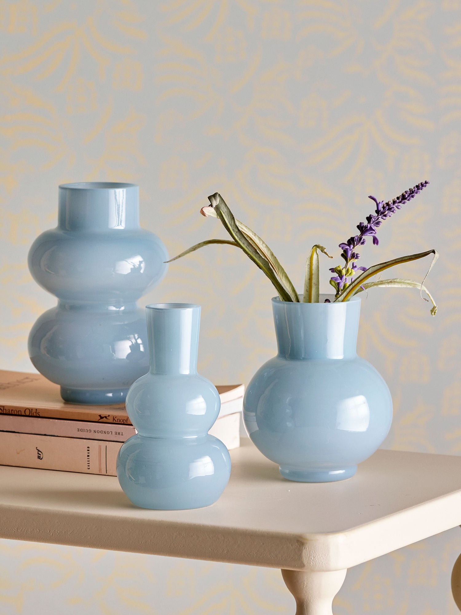 Kinsie Vase Blau Glas Dreier Set mit Rundem Organischem Design