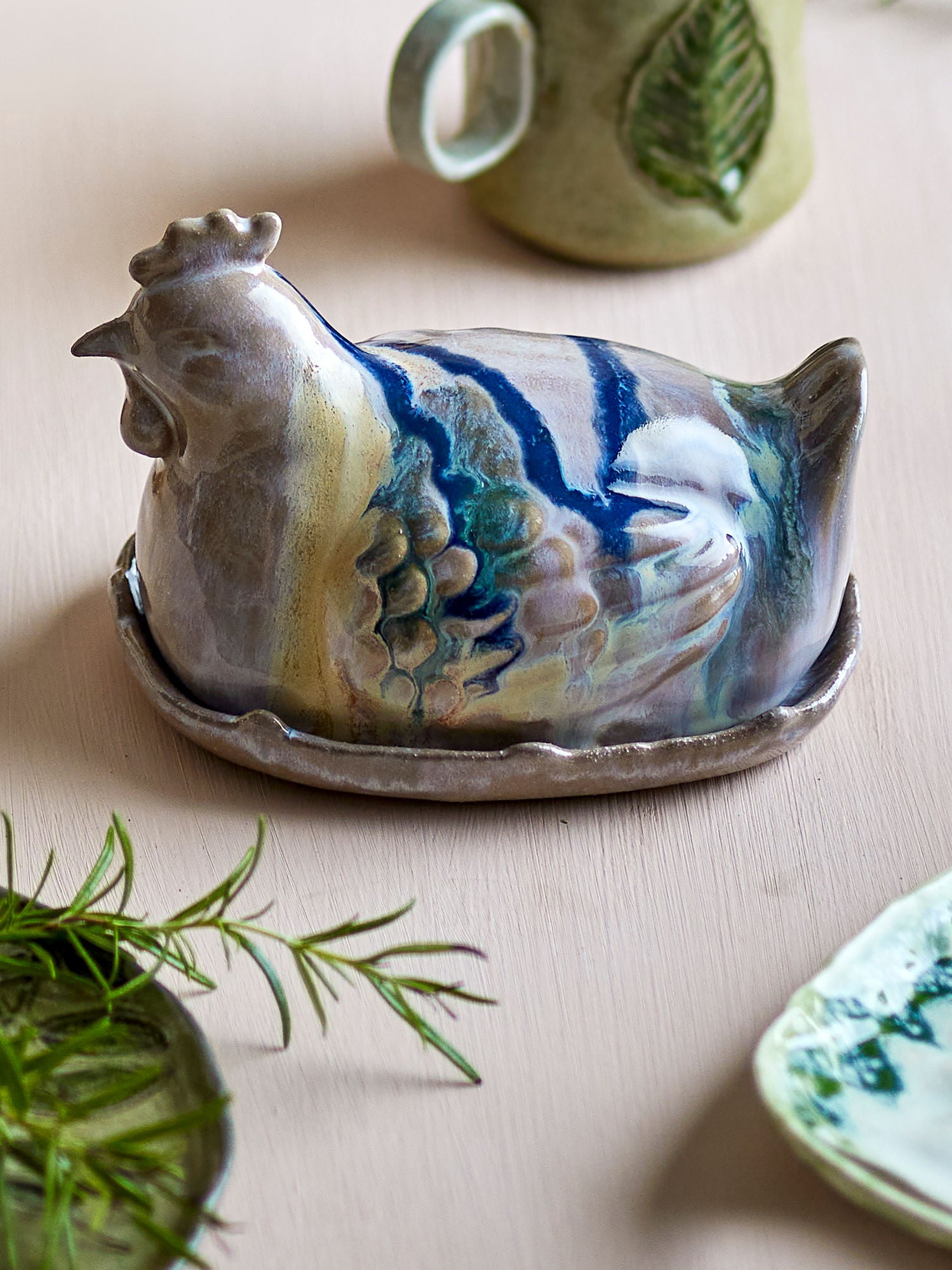 Heni Butterdose In Huhn Form Aus Steingut mit Reaktiver Glasur und Vielseitige Aufbewahrung Von Butter und Eiern