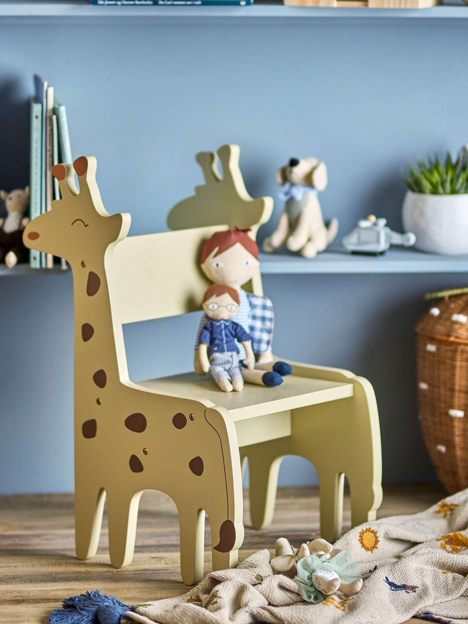 Ibber Stuhl, Grau, FSC® 100%, MDF