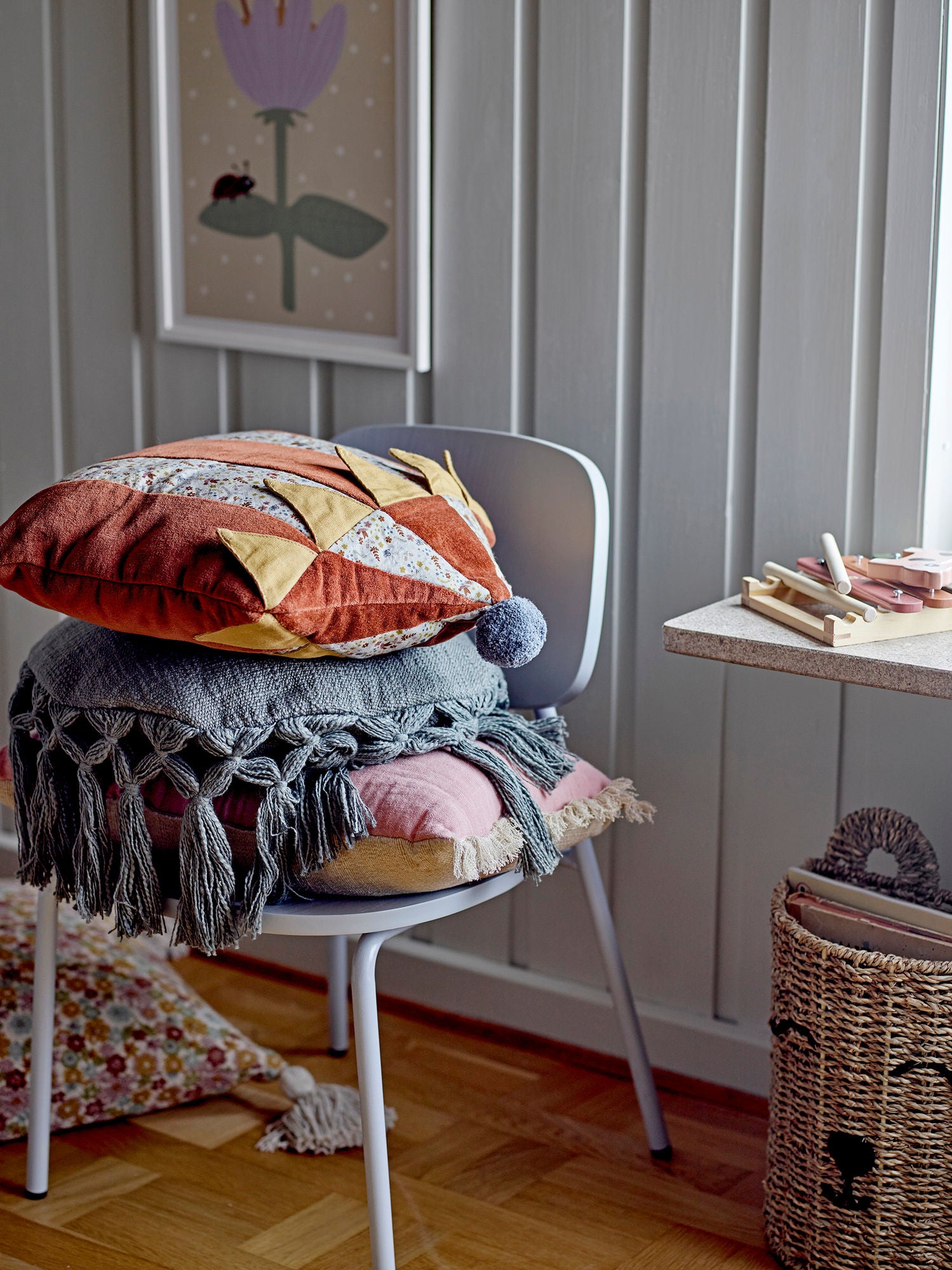 Elinna Kissen rund mit Quasten aus Baumwolle