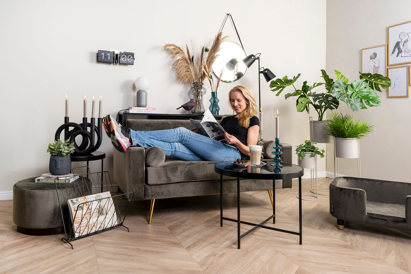 Pflanzentopf-Set Essence Massives Eisen Schwarz Auf Beinen