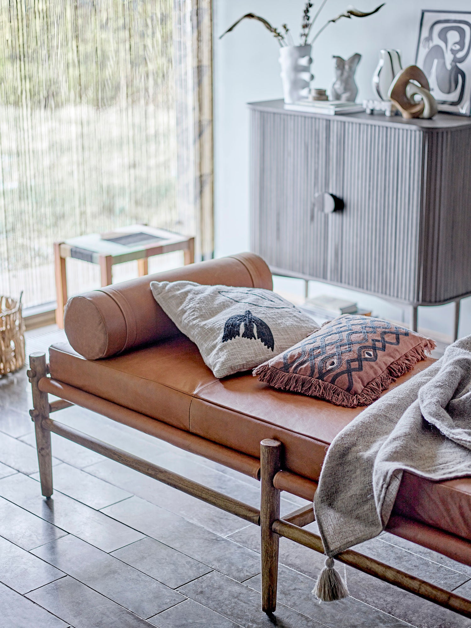 Galia Baumwollkissen Braun Weicher Griff mit Fransen und Gesticktem Muster Sofa