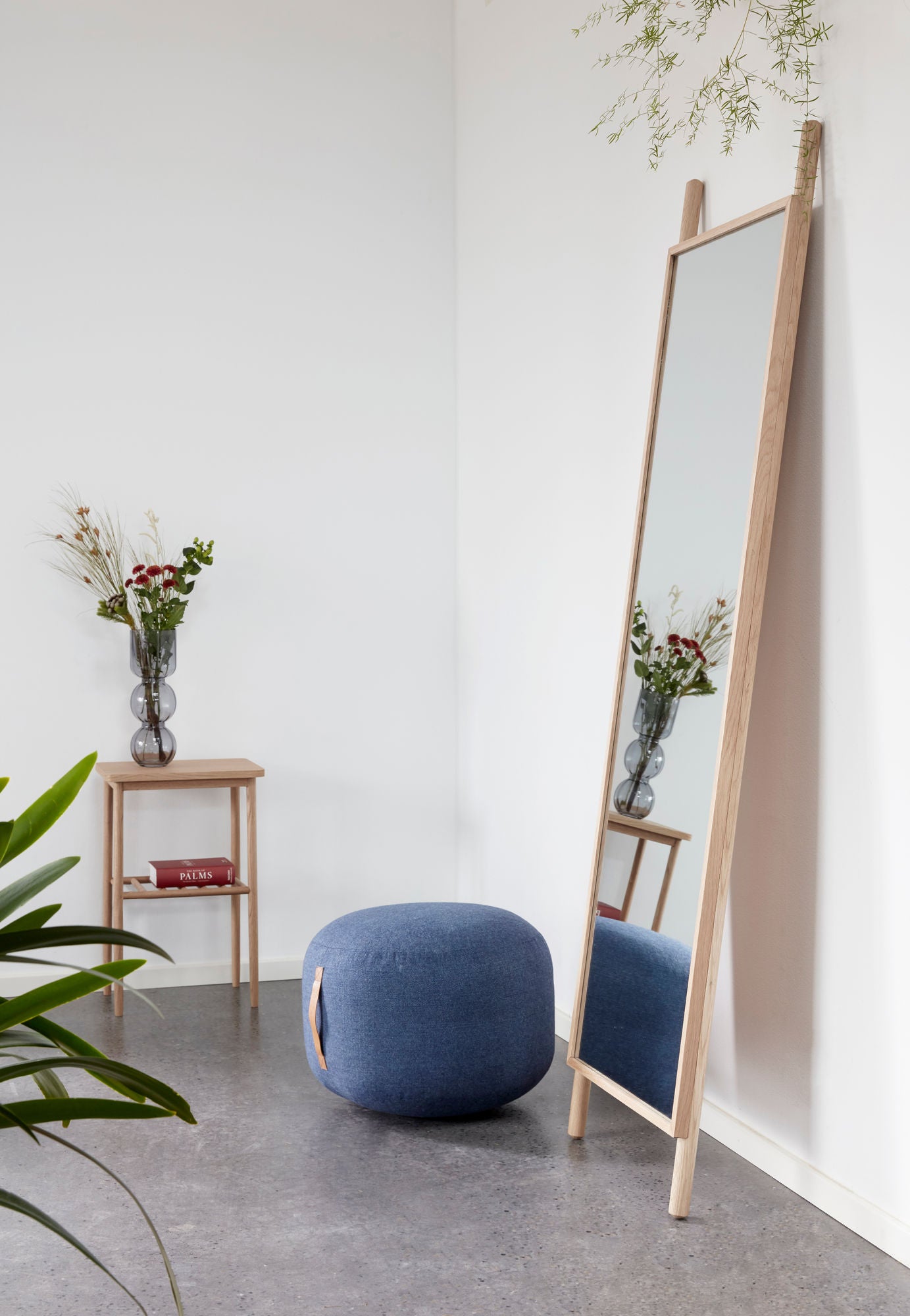 Lean Standspiegel Naturfarben