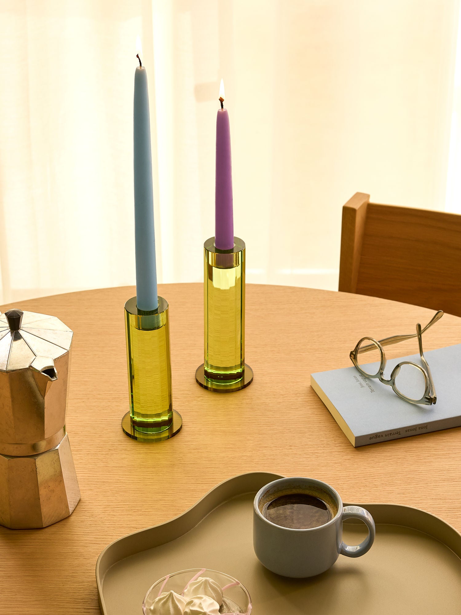 Cut Kerzenständer Grün (2er Set)