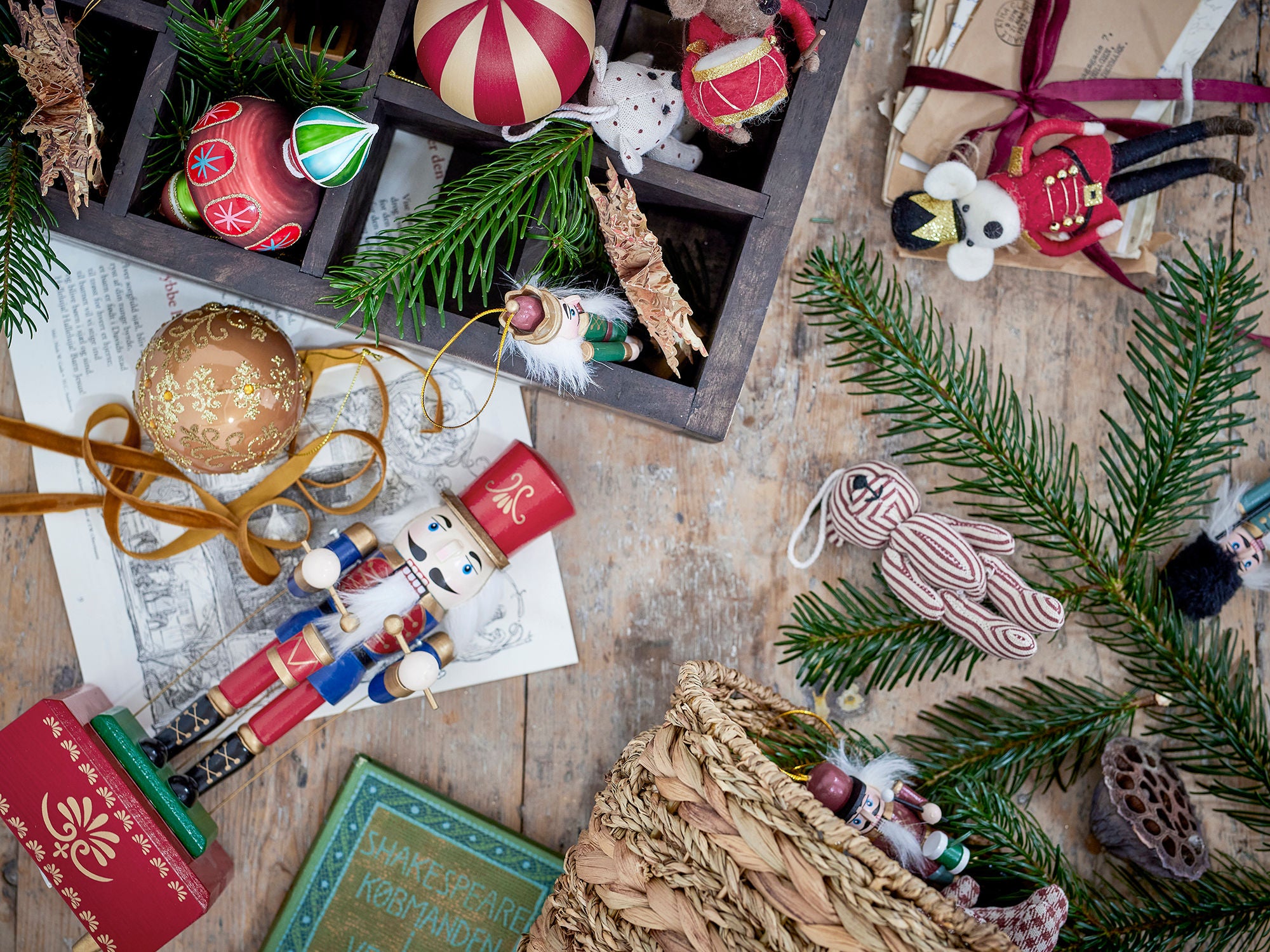 Waltz Spieluhr, Rot, Kiefer