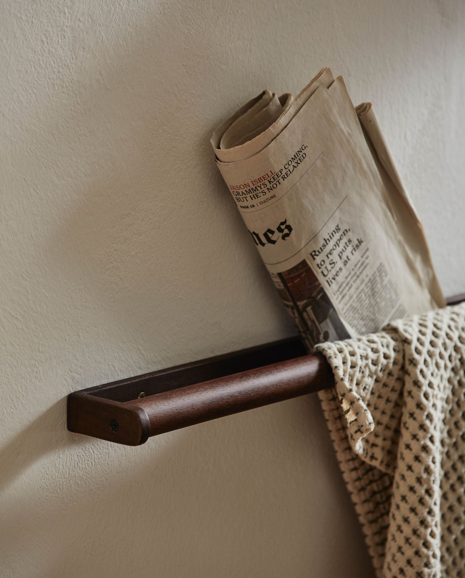 Zaton Handtuchhalter Dunkles Akazienholz Naturdesign Praktisch Elegant