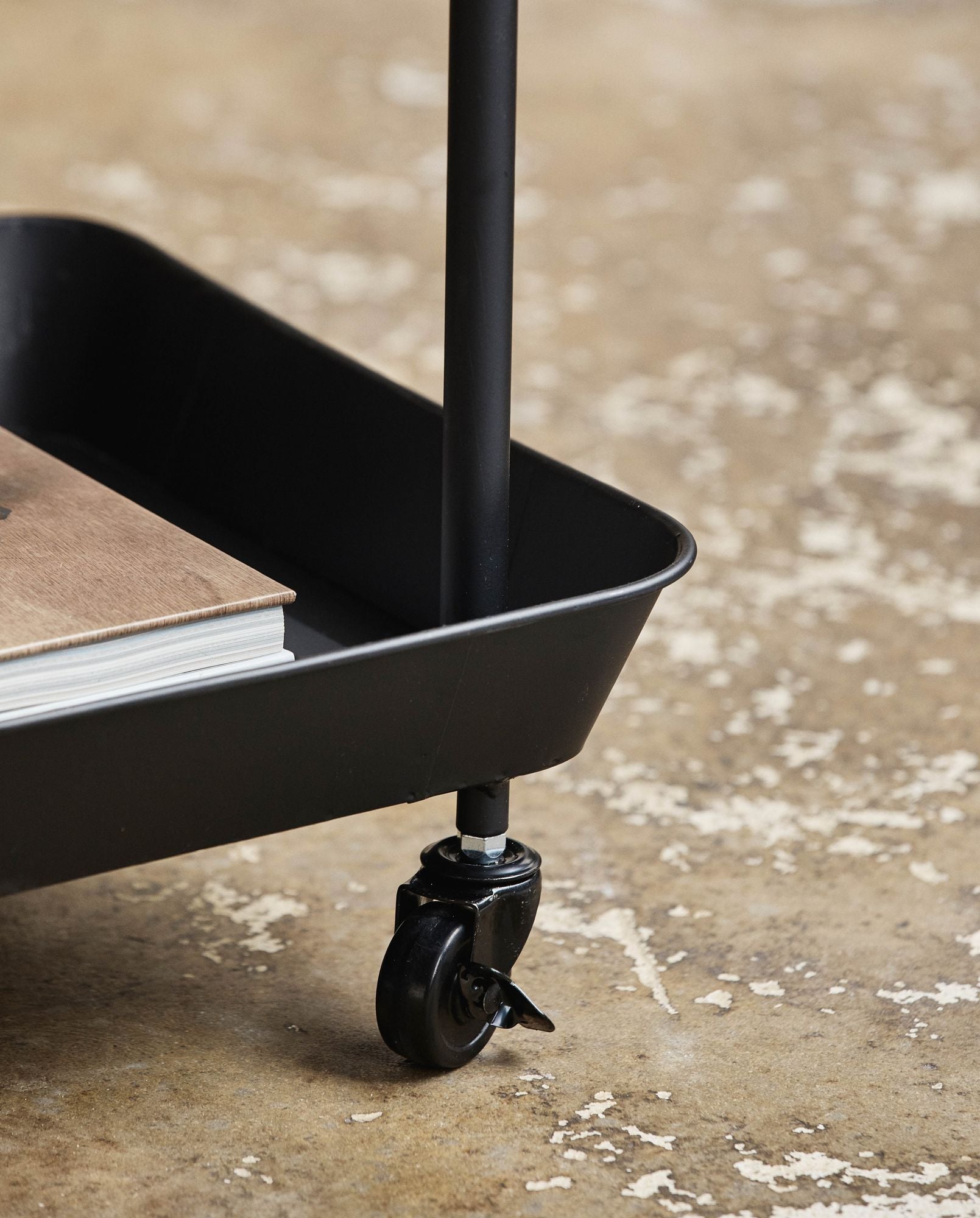 FULDA Eisenrollwagen Auf Rollen mit Lagerfläche und Industriellem Look