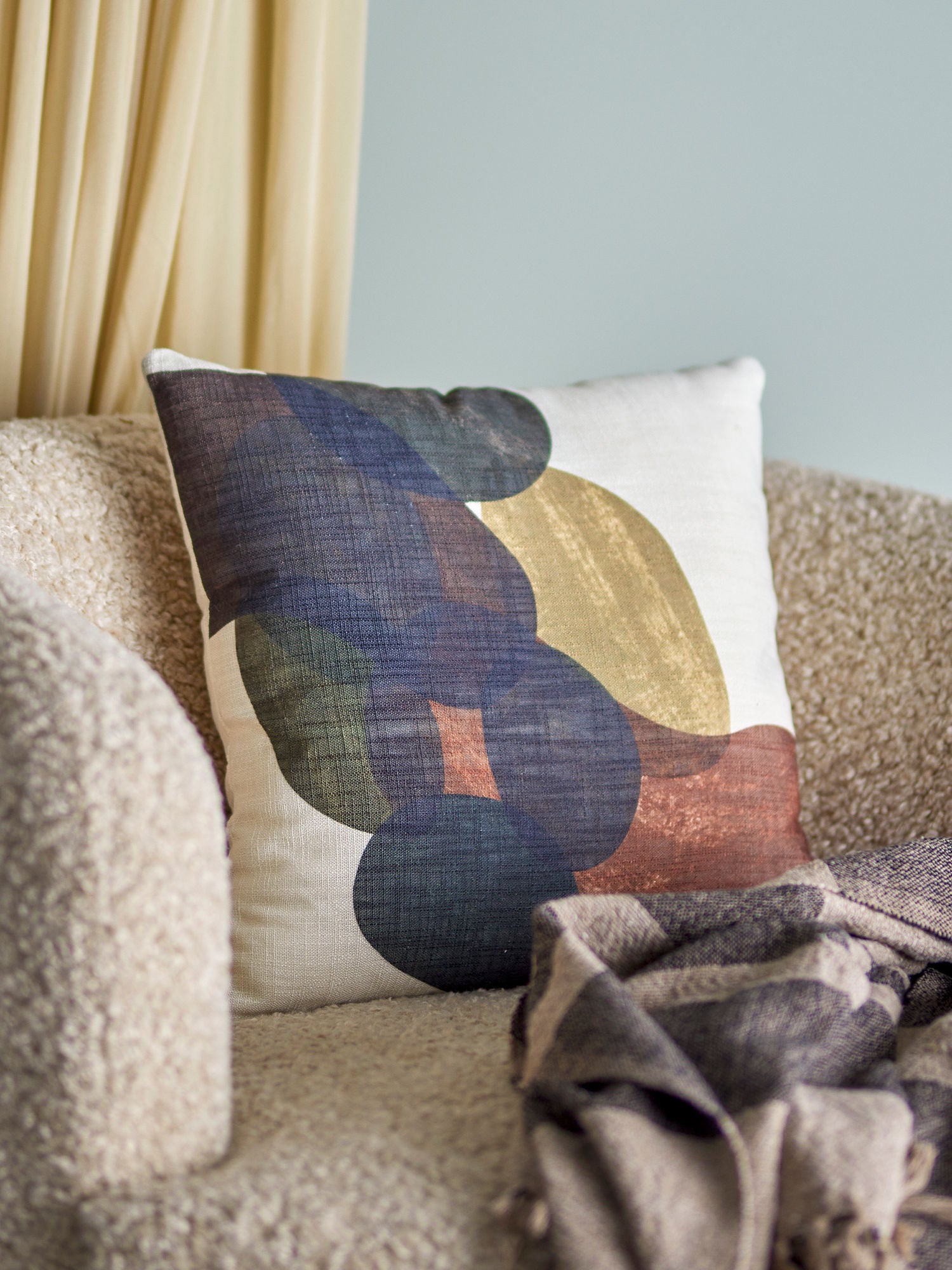 Arona Kissen Braun Polyester mit Organischem Muster und Komfort für Sofa und Stuhl Verleiht Tiefe