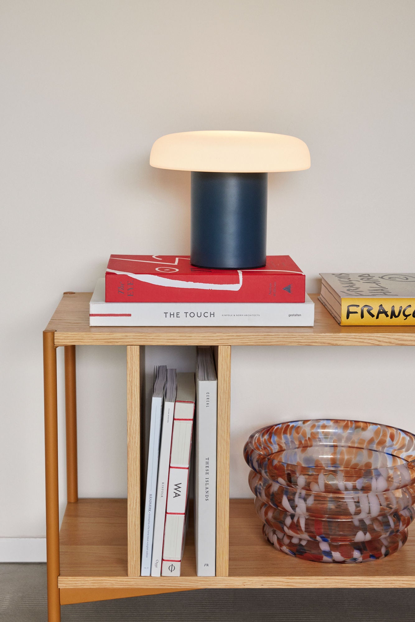 Ateliers Tischlampe Dunkelblau/Weiß