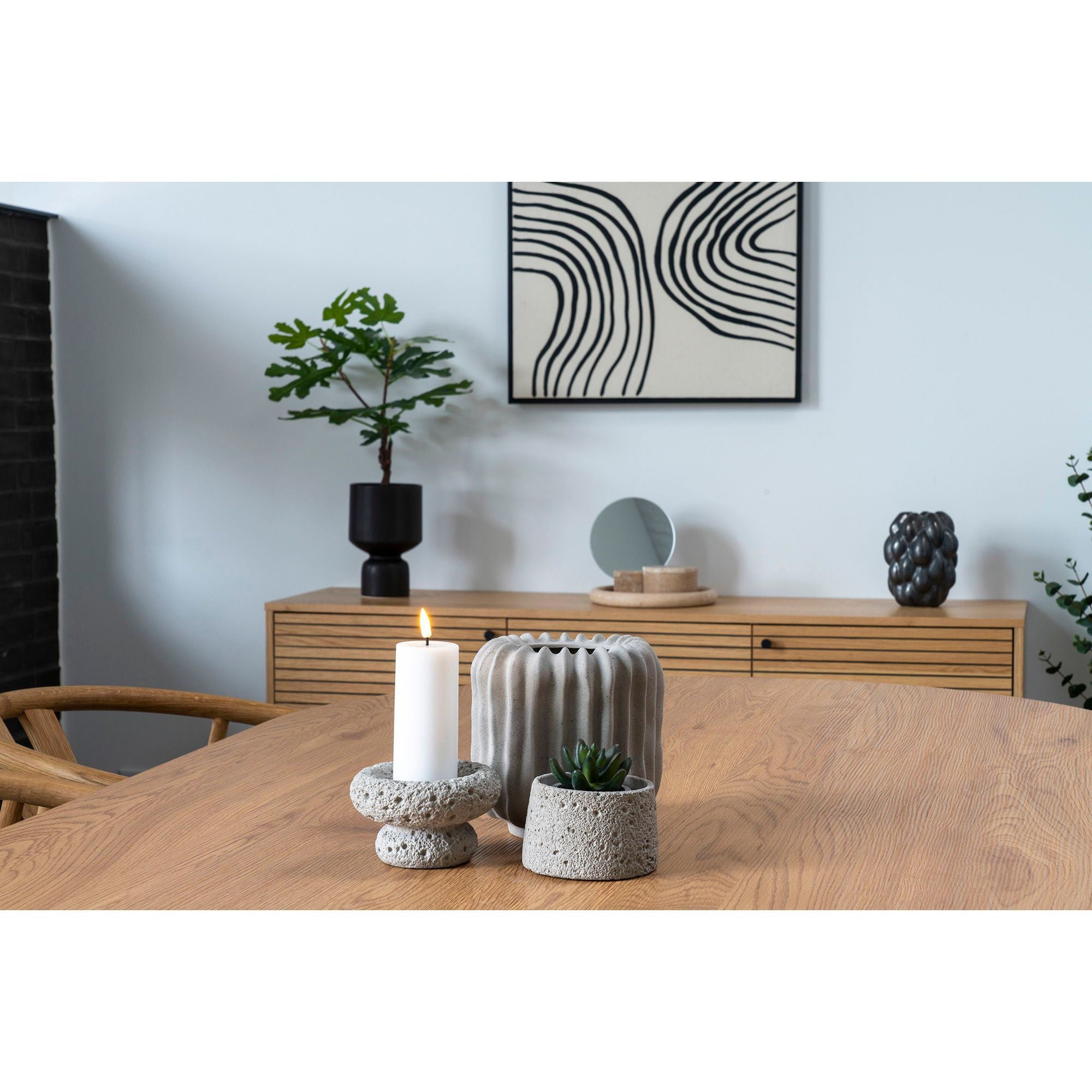 Blumentopf – Keramik in Schwarz